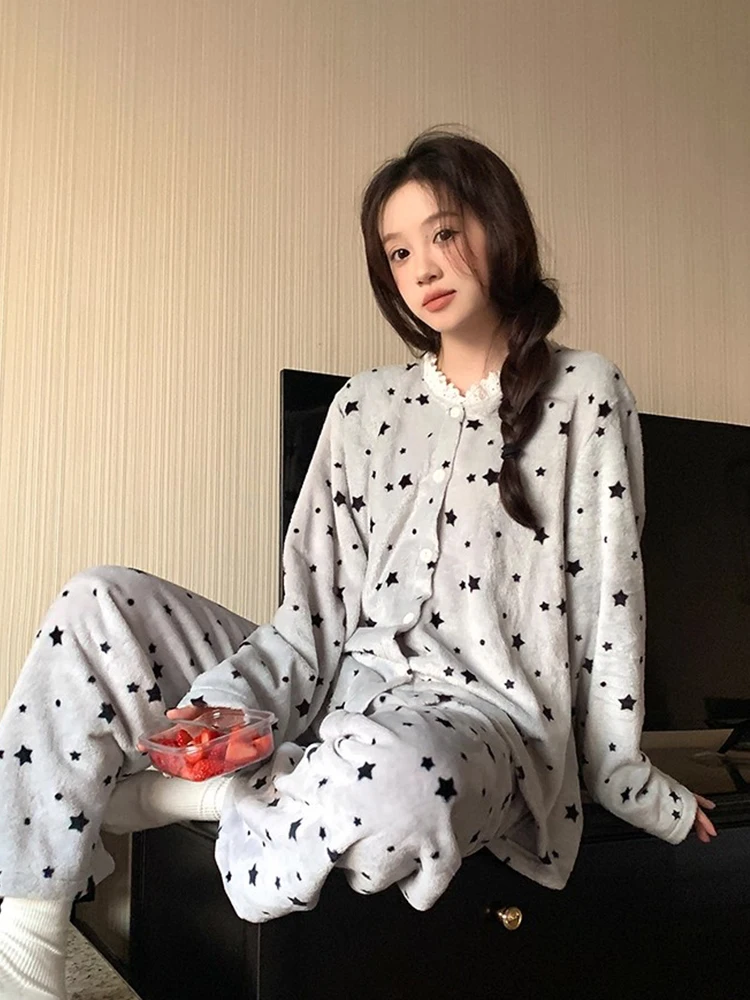 

Пижамные комплекты с вышивкой для женщин, на все сезоны, с пуговицами спереди, длинными рукавами, воротником и брюками в полный рост, комфортные и мягкие