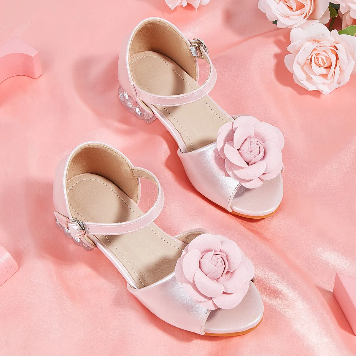 

New 2026 Summer Girls' High Heel Sandals Flower Princess Shoes Soft Sole Anti-slip Casual & Performance Footwear for 5-12Y Kids