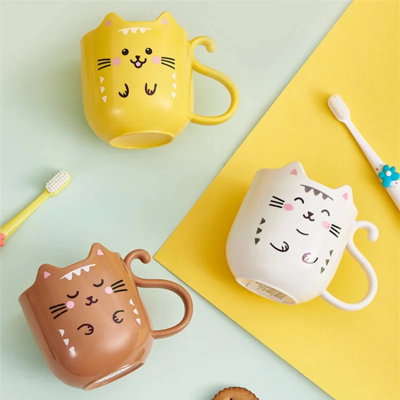 Cute Plastic Cups Cartoon Toothbrush Gargle Cup Creative Cat Dog Mouthwash Cup Wash Brush Cups Household Bathroom Supplies