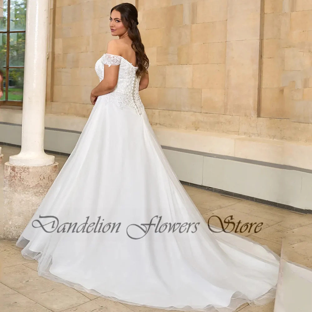 فستان زفاف رائع مخصص مقاس كبير فساتين العروس مزين بالدانتيل على شكل حرف a سويب تراين فساتين مناسبة مخصصة