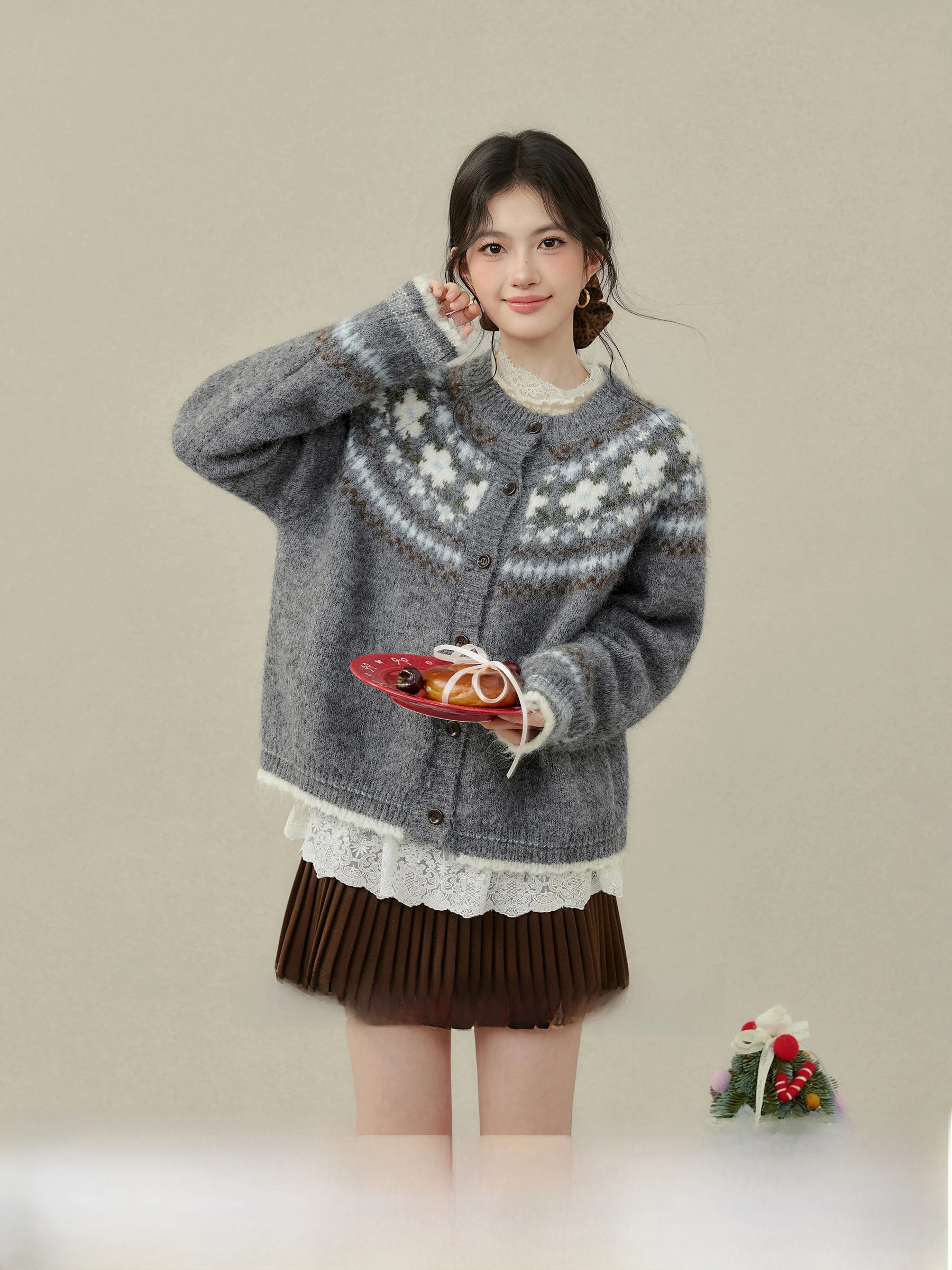 

Вязаный свитер для женщин больших размеров: свободный, уютный, открытый кардиган в стиле ретро, из мягкой ткани, с длинными рукавами, круглым вырезом, для зимы