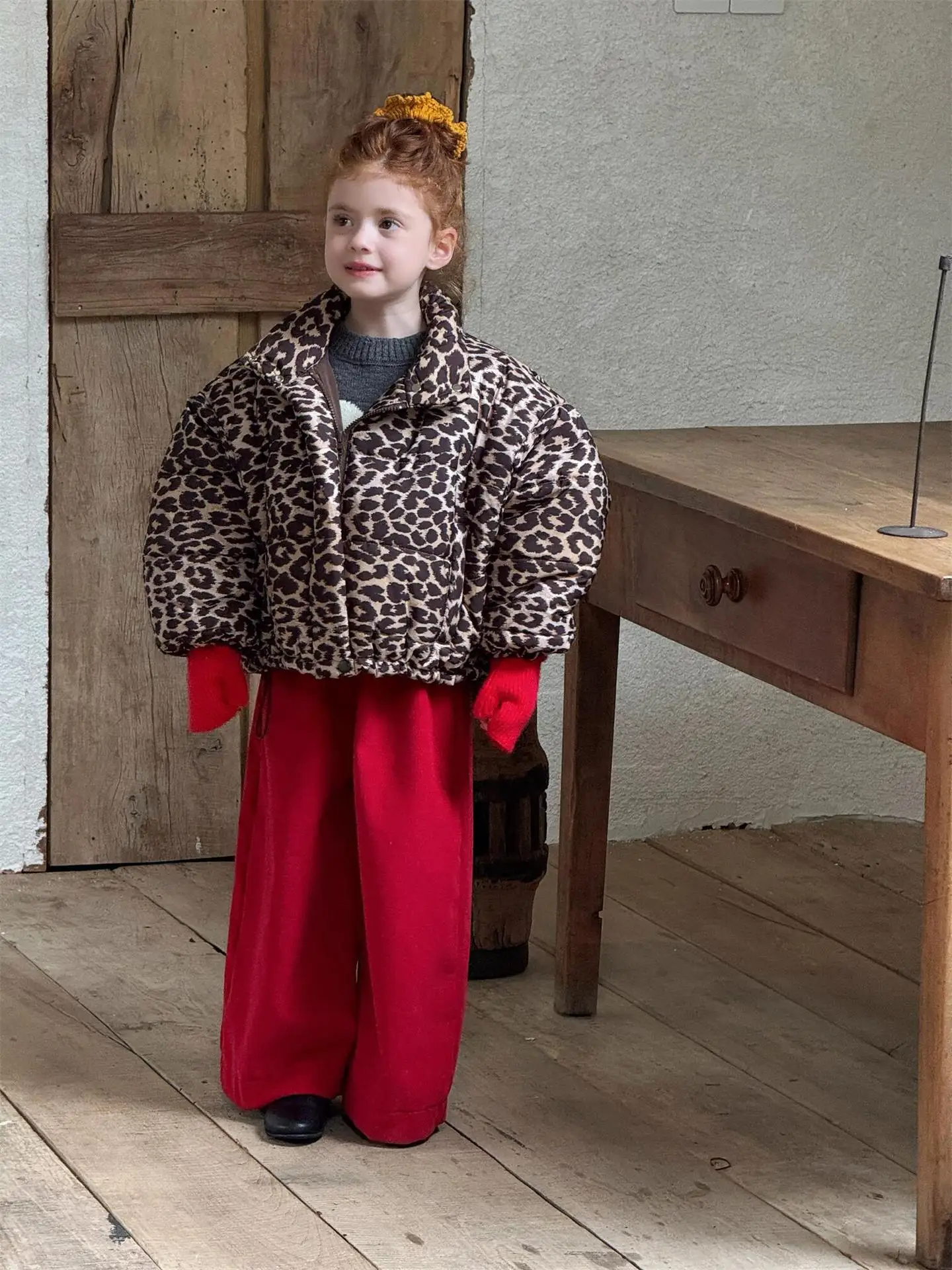 ملابس الأطفال الكورية 2025 الخريف الشتاء جديد الفتيات معطف ليوبارد طباعة عادية الخفافيش سترة قطن قصيرة