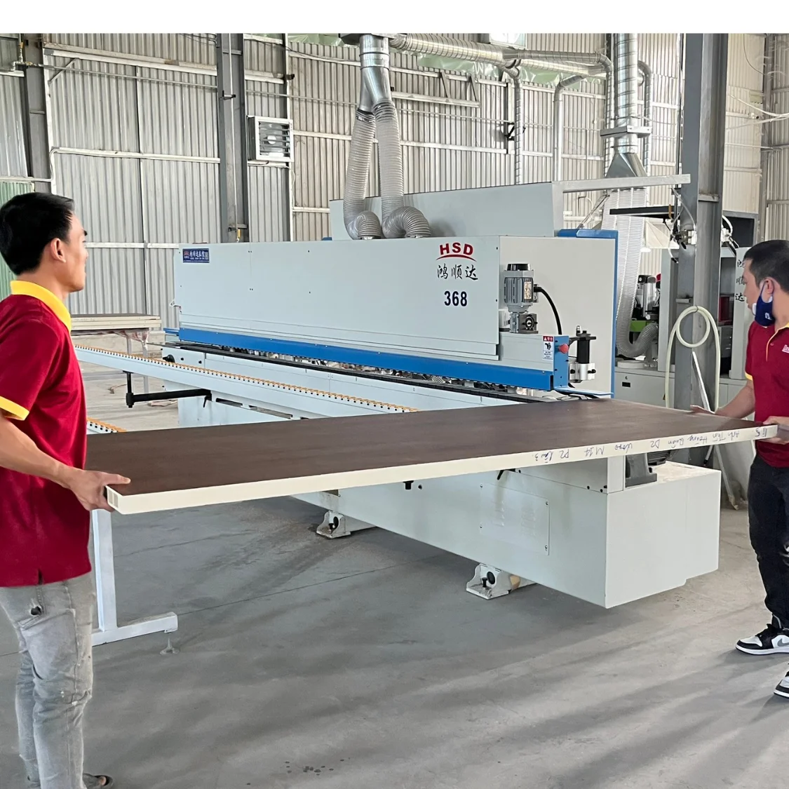 Puerta arqueada o abombada