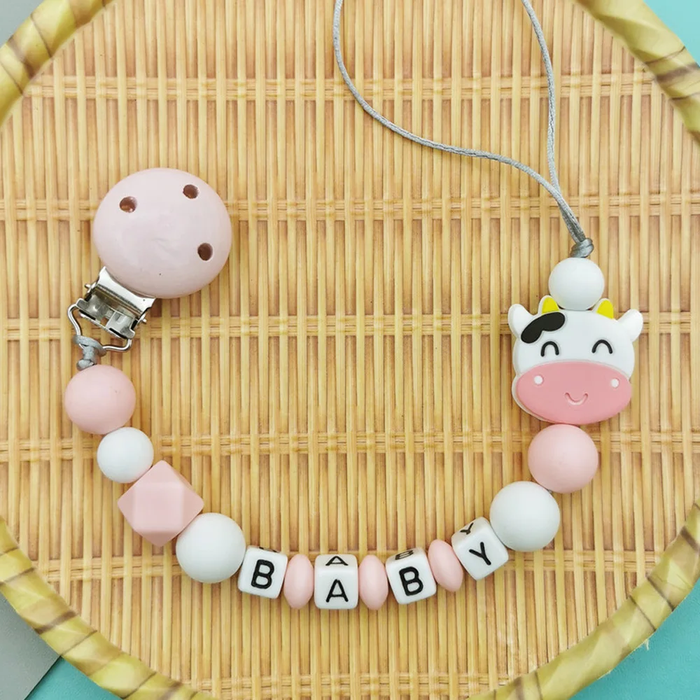 

Custom English Russian Letters Name Baby Silicone Cows Pacifier Clips Chains Teether Pendants Baby Pacifier Kawaii Teether Gifts