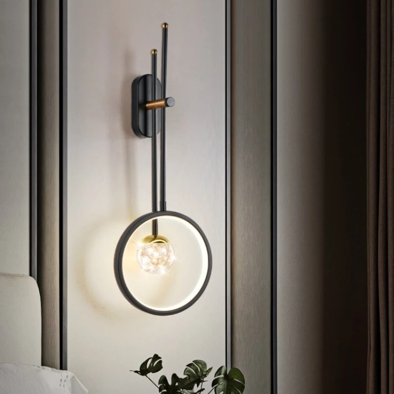 

Постмодернистский минималистичный настенный светильник с железным кольцом, металлический блеск, светодиодные бра для спальни, гостиной, ТВ-фон, художественное украшение