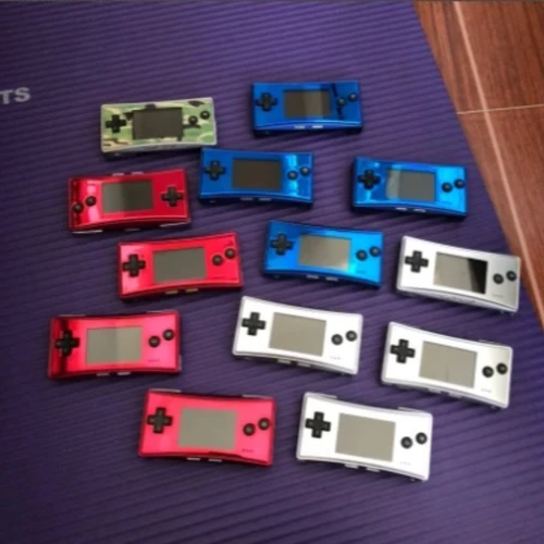 GBM Retro-Spielekonsole im zufälligen Stil für Gameboy Micro Handheld-Spiele