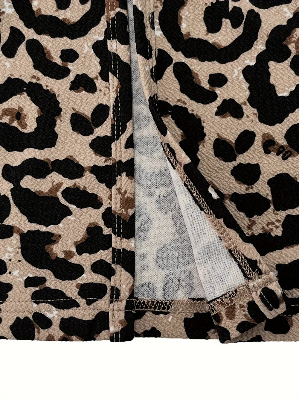 2025 Tops frauen Kleidung Leopard Print Langarm V-ausschnitt Klassische Retro Hemd Anzug Jacke Herbst Winter Mantel Weibliche Streetwear – Detail 5