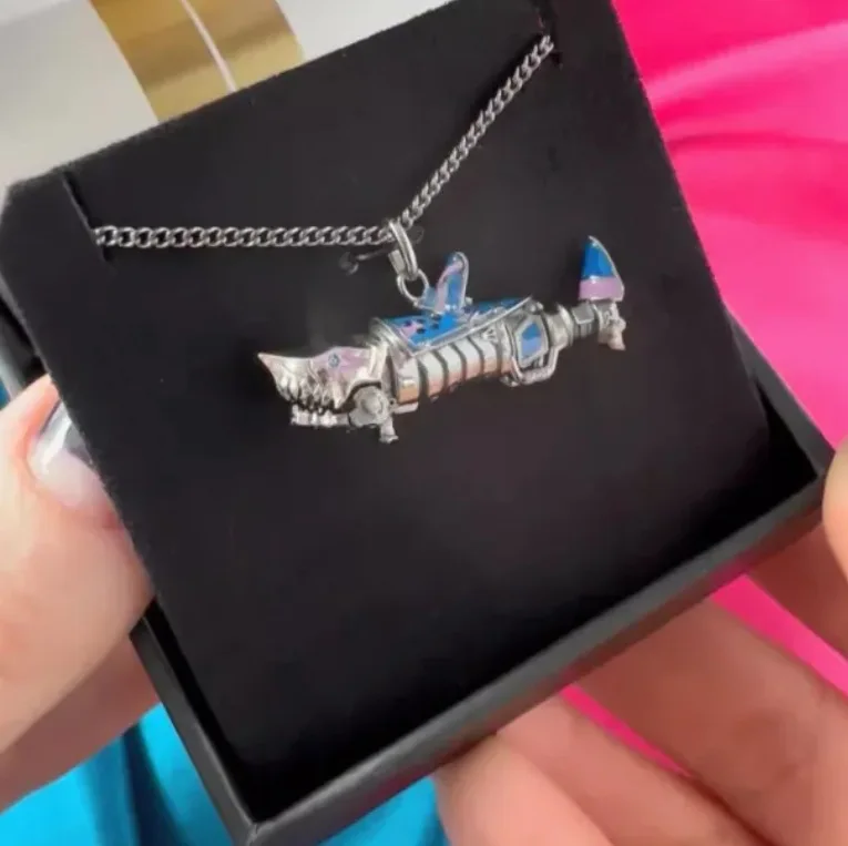 Spot Arcane League of Legends Jinx Shark Cannon Graffiti Fishbone Necklace Pendant Cyberpunk Mechanical Style Pendant Ornaments