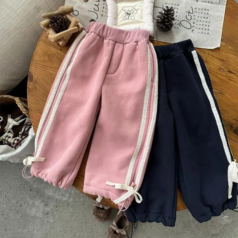 

2025 Winter New Children Warm Fleece Sweat Pants Solid Girls Lace Bow Casual Pants Plus Velvet Thick Kids Versatile Trousers