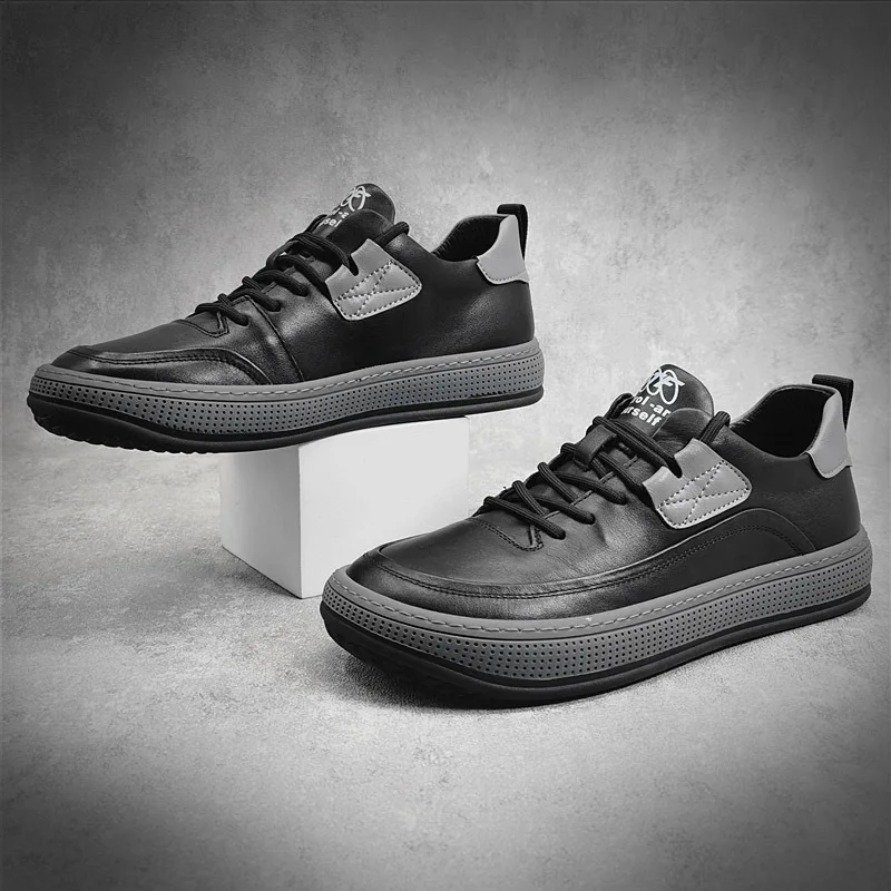 Fashion Men Sneakers Casual Shoes leather Lace-Up Mens Shoes Lightweight Vulcanize Shoes Walking Sneakers Zapatillas Hombre