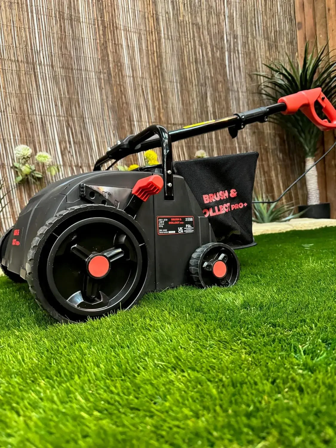 

Turf Lawn Brush Sweeper, Brush & Collect Pro+ USA, *Cleaning & REVITALISING Turf*