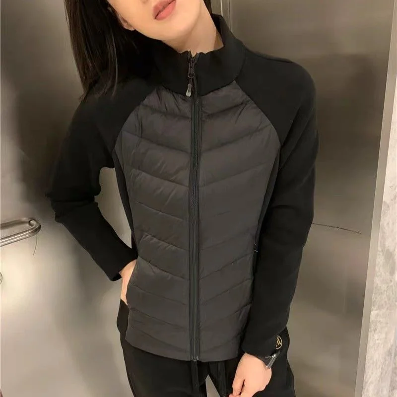 

Зимняя новинка 2025: Женская универсальная укороченная хлопковая куртка свободного кроя с эффектом похудения, воротником-стойкой и пэчворк-дизайном в корейском стиле.