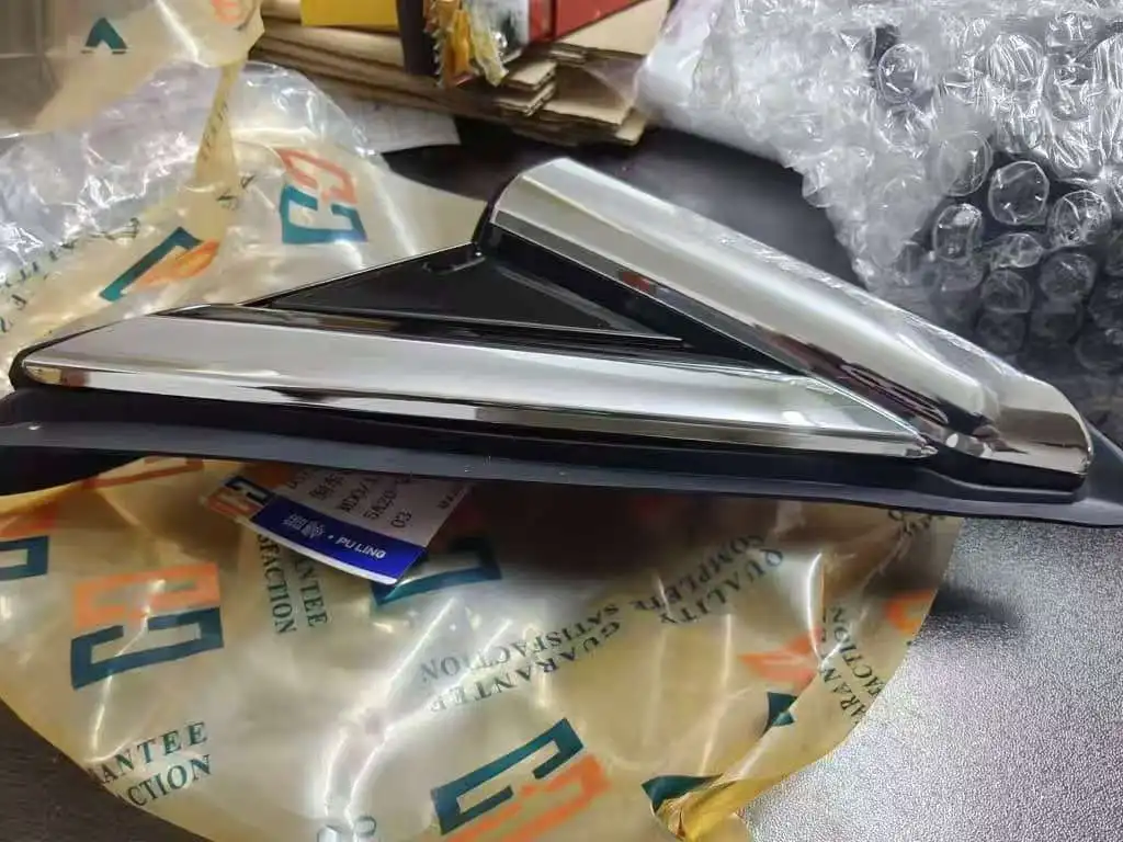 

Applicable to 13-20 Mondeo rearview mirror triangle plate rearview mirror front triangle plate front door column triangle plate