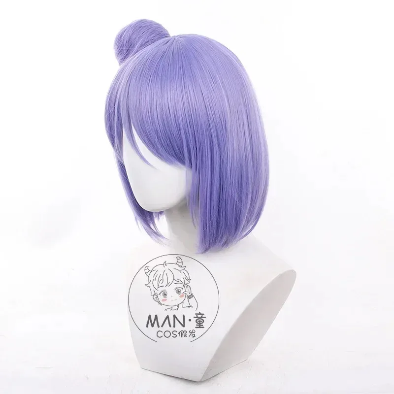 Peluca de Cosplay de Anime Konan, pelo corto morado para mujer con moño, pelucas sintéticas resistentes al calor + gorro gratis