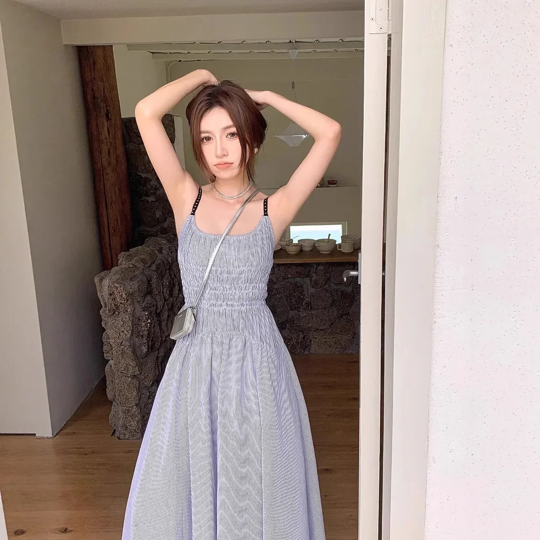 Strapless Empire Waist Dress: Real-World Review of the Blue French Coastal  Maxi for Summer Vacations