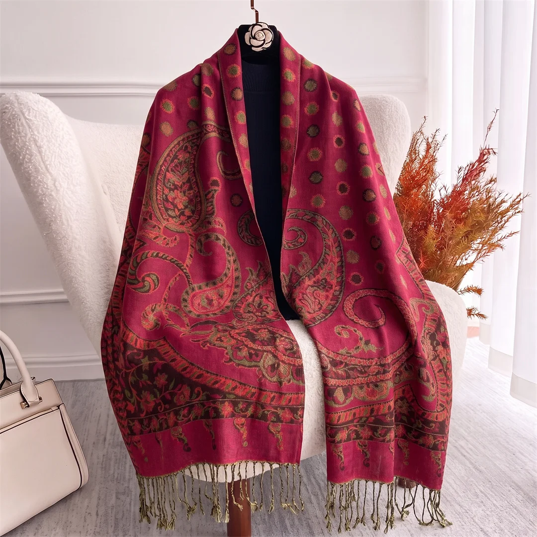 Retro Ornamental Jacquard Long Scarf For Women Thin Lightweight Floral Paisley Design Wrap Scarf Fashion Oversized Neck Shawl