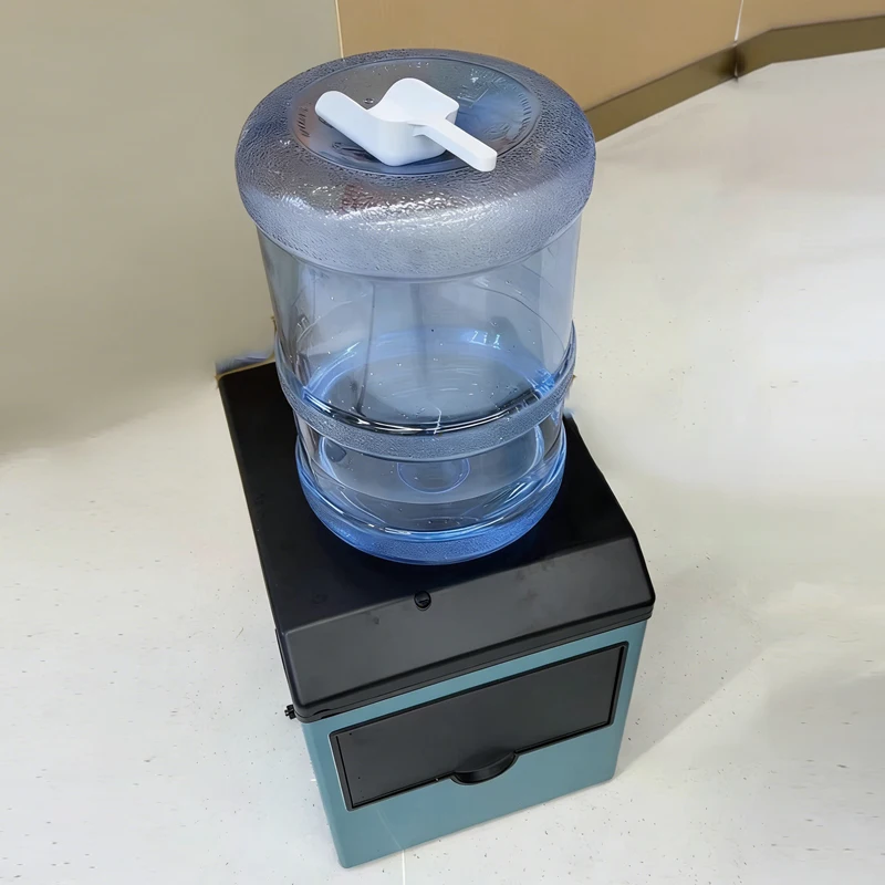 

Portable Commercial Ice Maker Instant Cold Water Ice Cube Forming Restaurant Kitchen Equipment