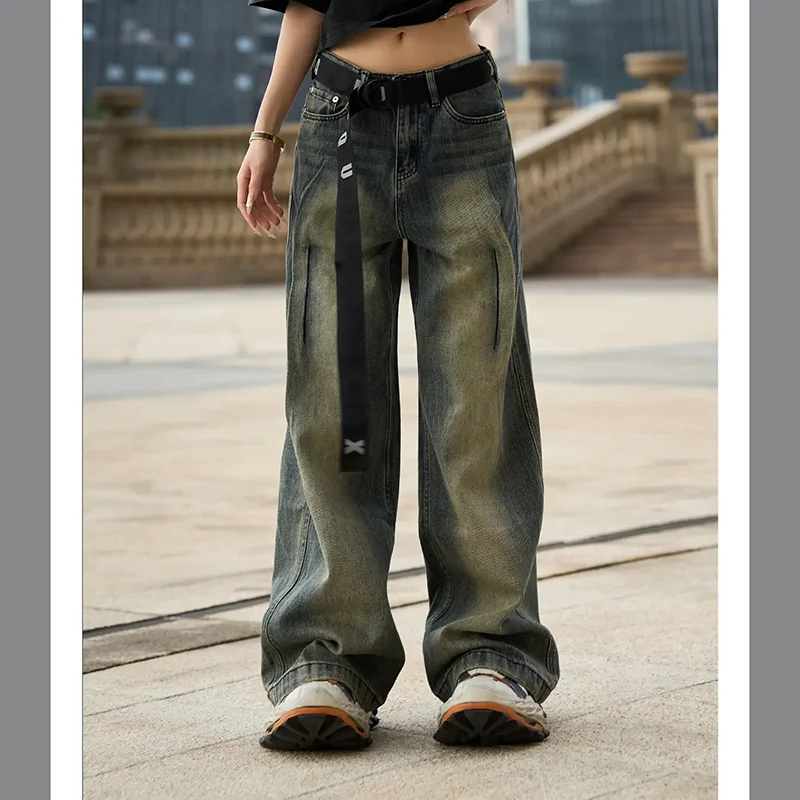 Calça Jeans Feminina Vintage Americana Lavada com Efeito Degradê, Modelo Solto e Reto, Calça Longa Jovem e Moderna em Mistura...