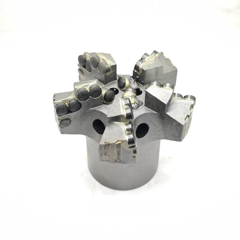 PDC Diamond Drill Bits Are Multi-functional Drill Bits Used in Mining and Water Well Drilling Equipment.
