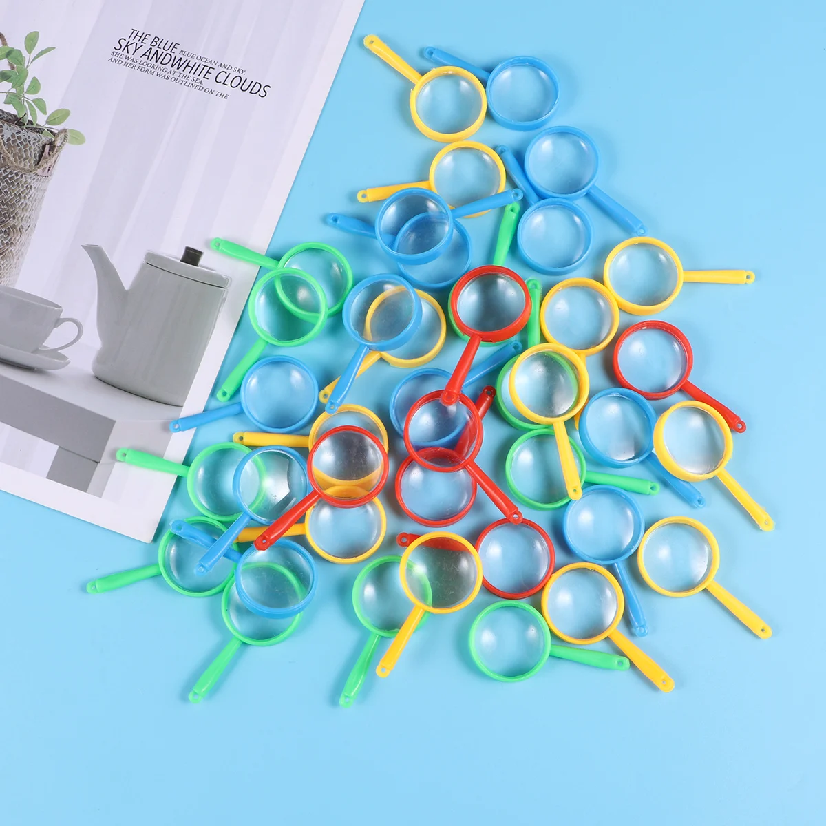 

48pcs Handheld Magnifying Glass Colorful Plastic Magnifier For Kids Reading Jewelry Inspection Detective Party Favors Instrument