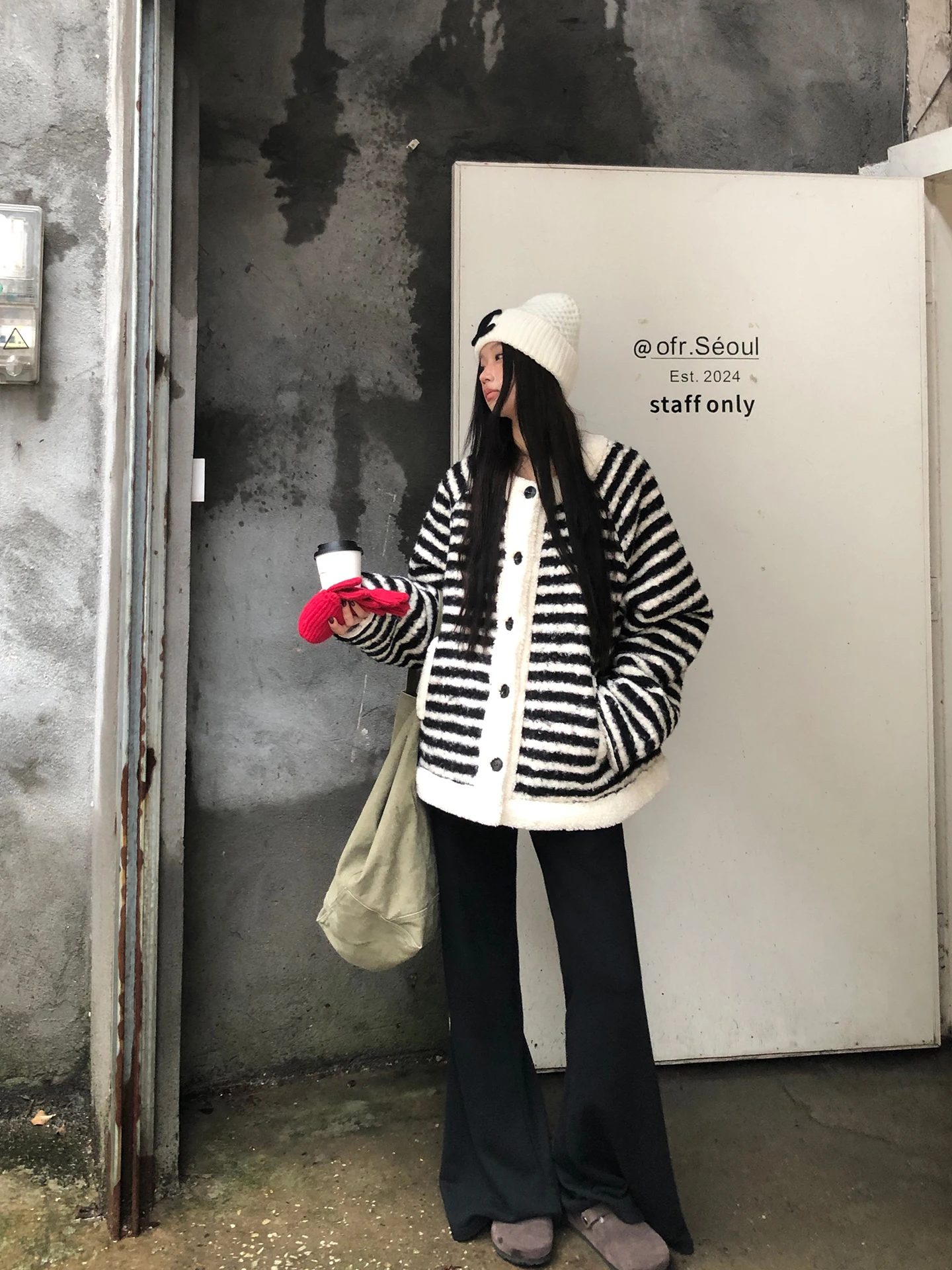 

Красное женское хлопковое пальто в полоску в Корейском стиле Celebri Studio, осень-зима 2022, новое модное пушистое длинное све