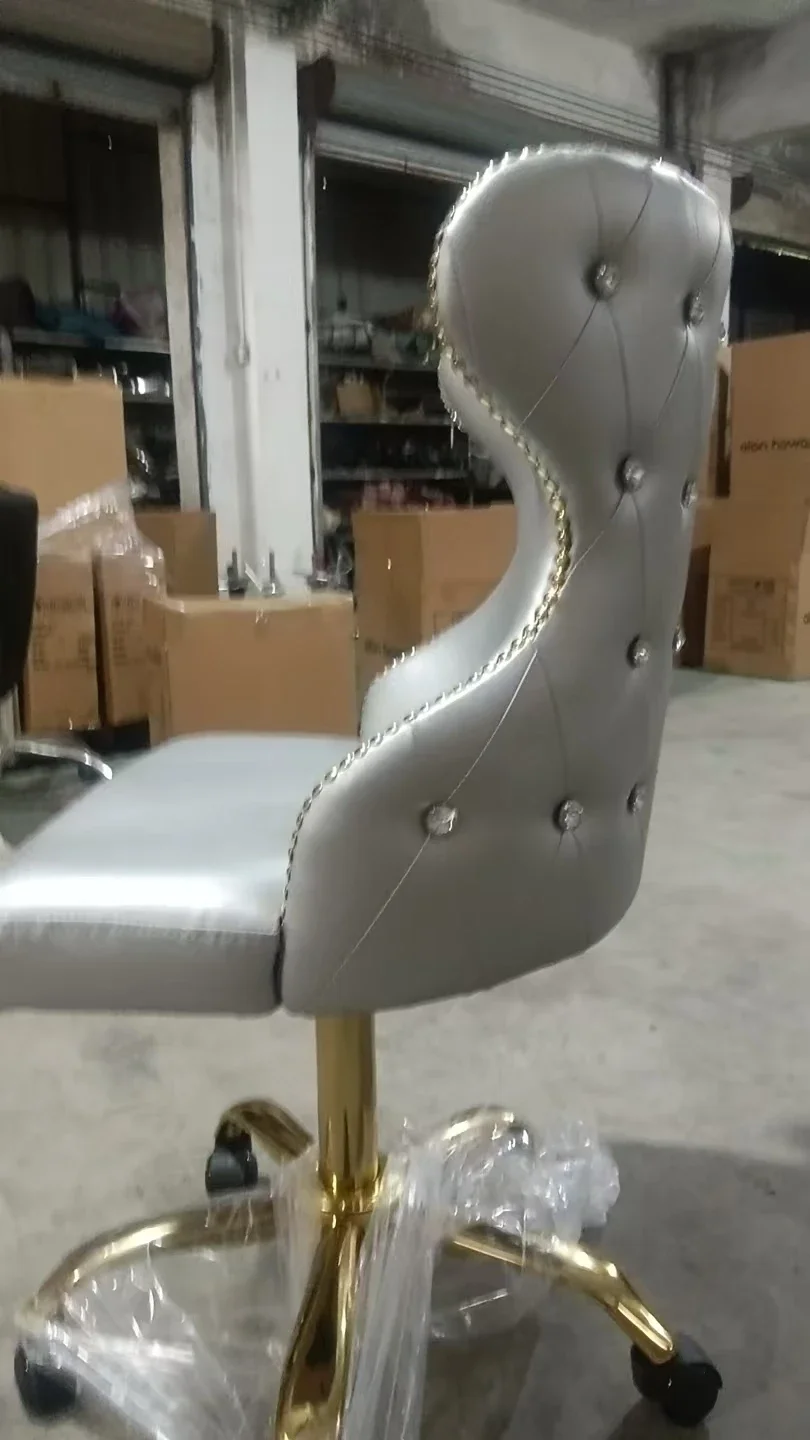 Luxury Modern Soft Synthetic Leather Dining Chair Pedicure Chair Beauty Salon Nail Salon Makeup Chair Customizable