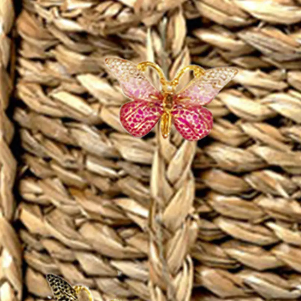 

Набор из 24 компактных сменных кнопок-гвоздиков для ежедневного использования в офисе, школе, для крепления картин, плакатов и чертежей