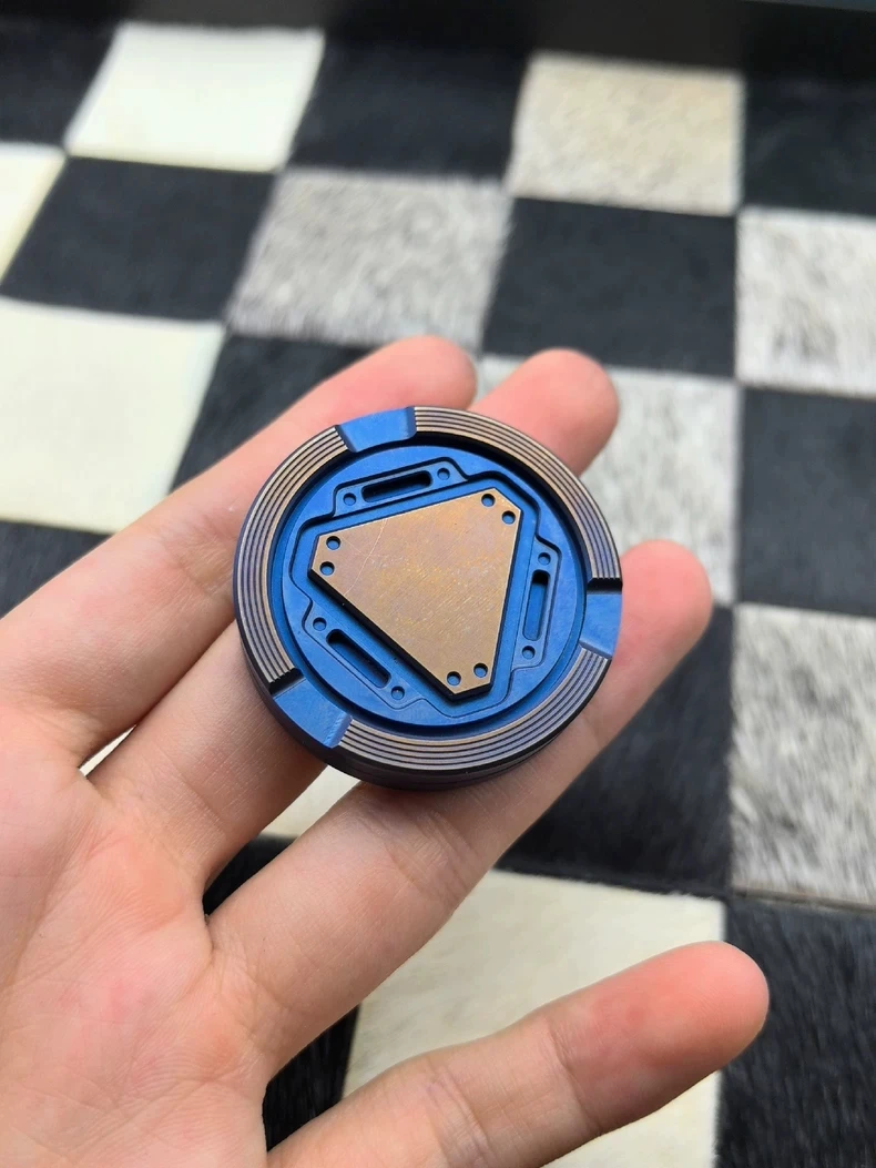 

Core Papacoin Next Generation из титанового сплава EDC