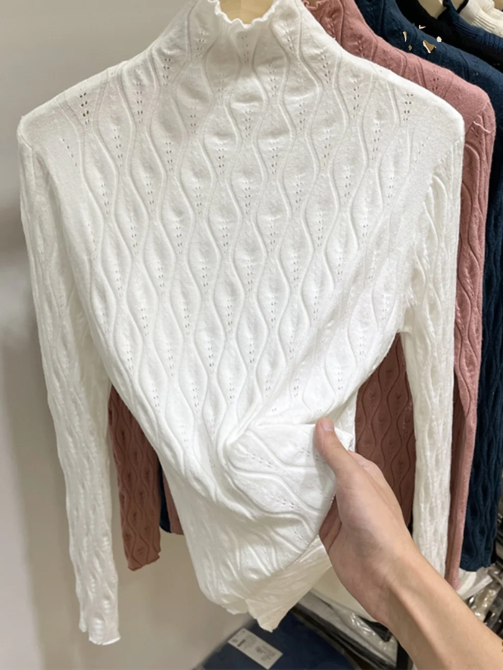 

Faionable Knitted Long Sve Base irt f High Collar Inner Wear Women's Slim Fit Commute Sle Warmth Emitting Casual Top