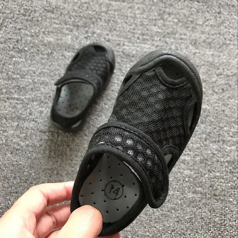 2024 Summer Mesh Color Waterproof Sandals Men and Women Children Beach Shoes 1-7 Years Old Summer Baby Shoes Baby Boy Sandals