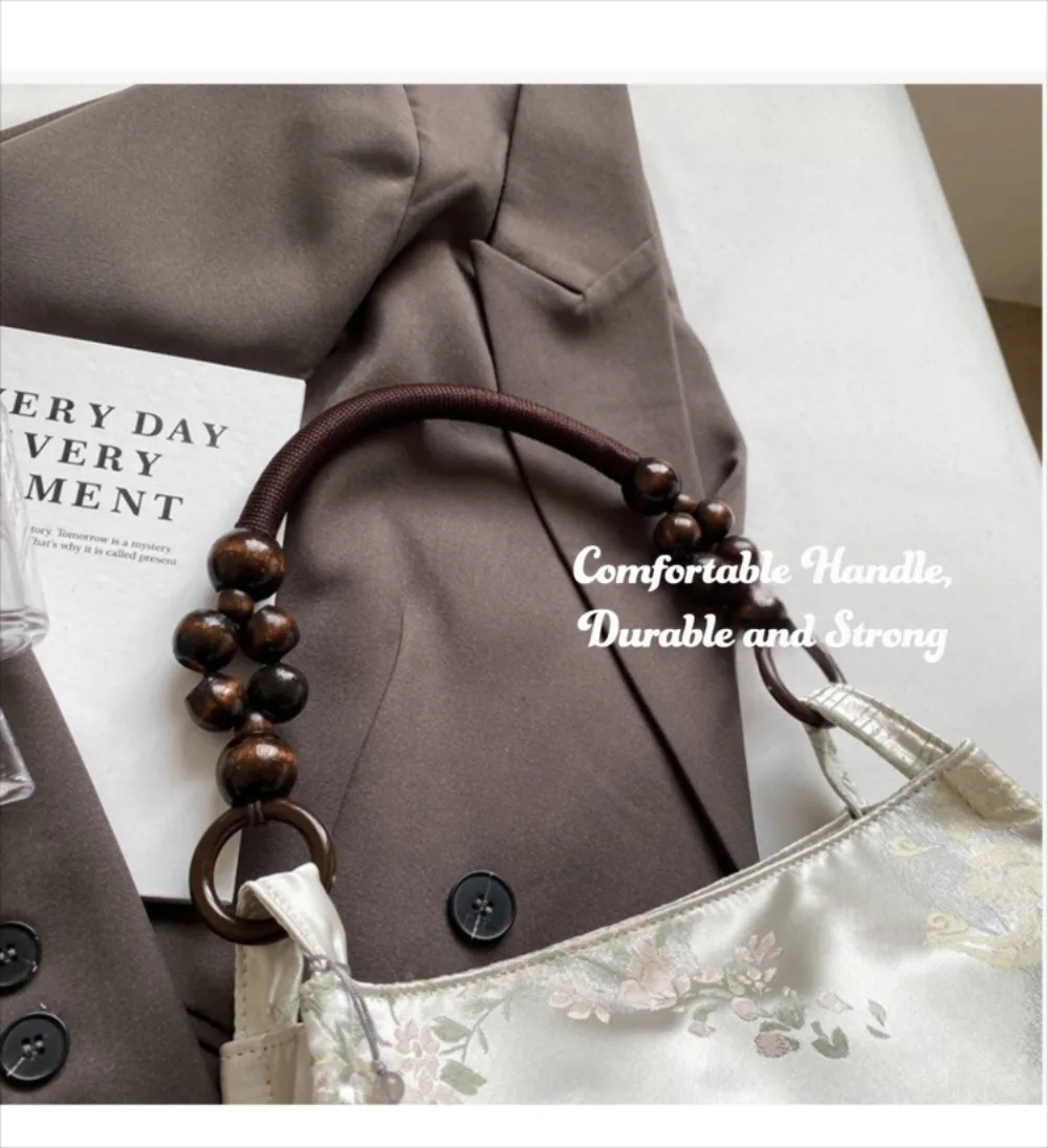� Mittlere Kapazität ​ Damen-Schultertasche mit Stickerei ​ ​ Ethnische Muster-Stickerei ​ Nähgarn für Handarbeiten ​ ​ Quasten-Anhänger-Tasche ​ – Detail 4