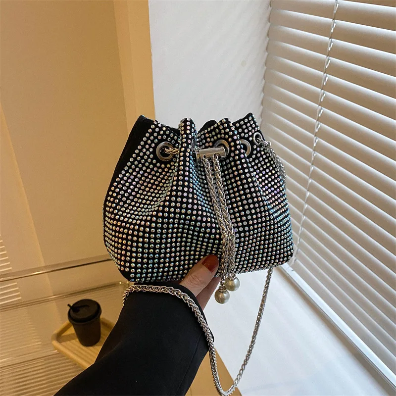 

Elegant Shiny Drawstring Bucket Shoulder Bags for Women Party Ladies Chain Crossbody Evening Bag Solid Color Girl Handbags Purse