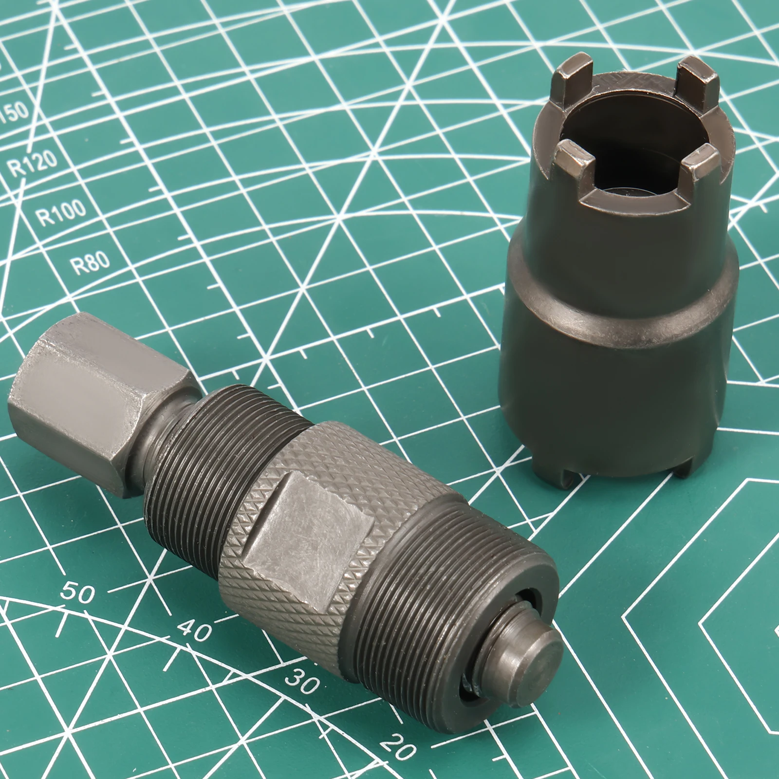 

Clutch Lock Nut Tool Steel Flywheel Puller Tool Tight Fitting Clutch Lock Nut Wrench Efficient Convenient Flywheel Extractor