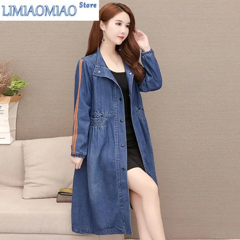 Jas hujan panjang untuk wanita, jaket Denim Windbreaker panjang setengah musim semi Korea longgar modis untuk ibu