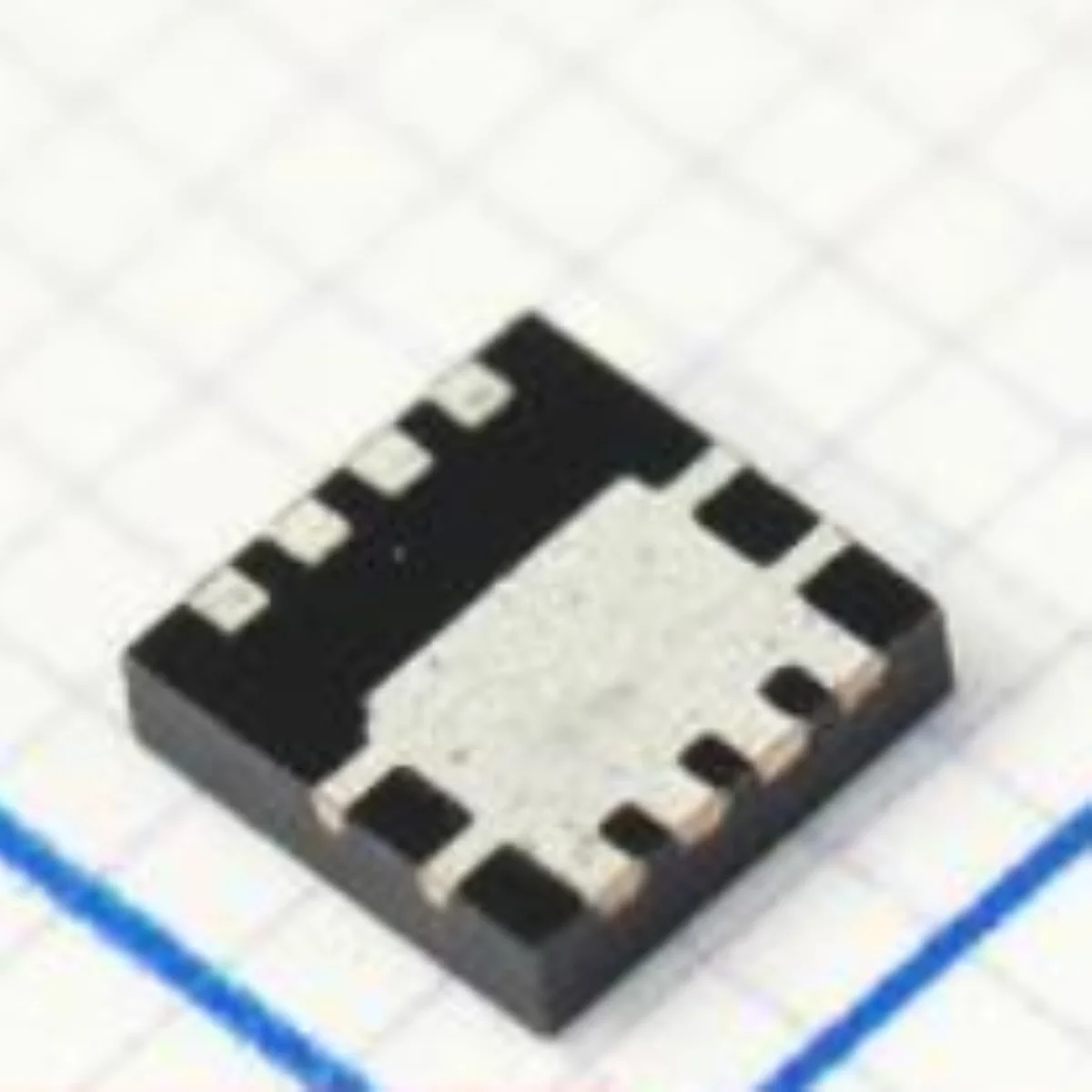 DMP3017SFG-7 Marking P17 PowerDI3333-8 QFN-8 DNF33-3 Original Field Effect Tube 940mW 30V 11.5A 1 P-channel 10mΩ MOSFETs P17
