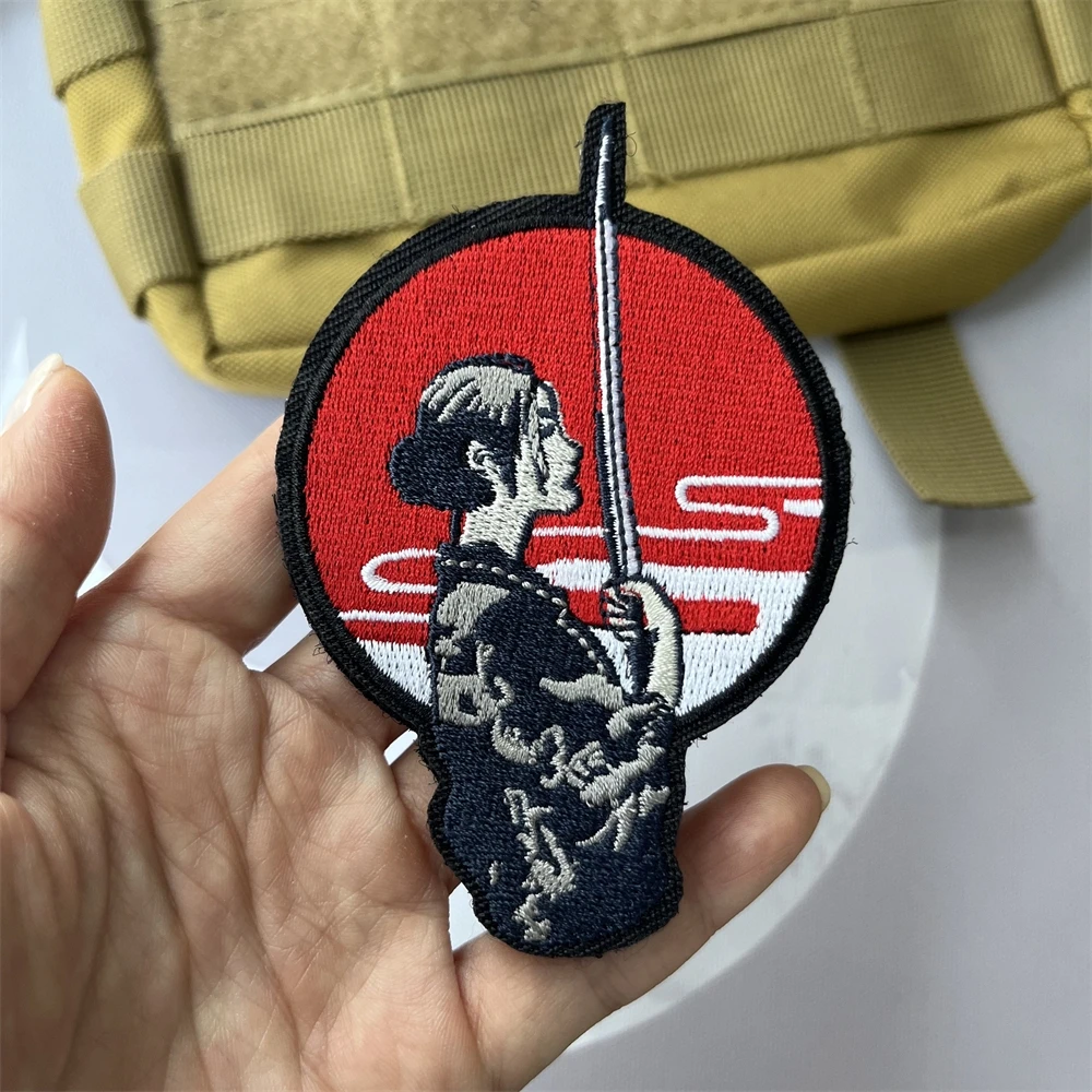 Japanese Samurai Auspicious Cloud Embroidered Hook and Loop Patches Tactical Morale Badge Backpack Sticker