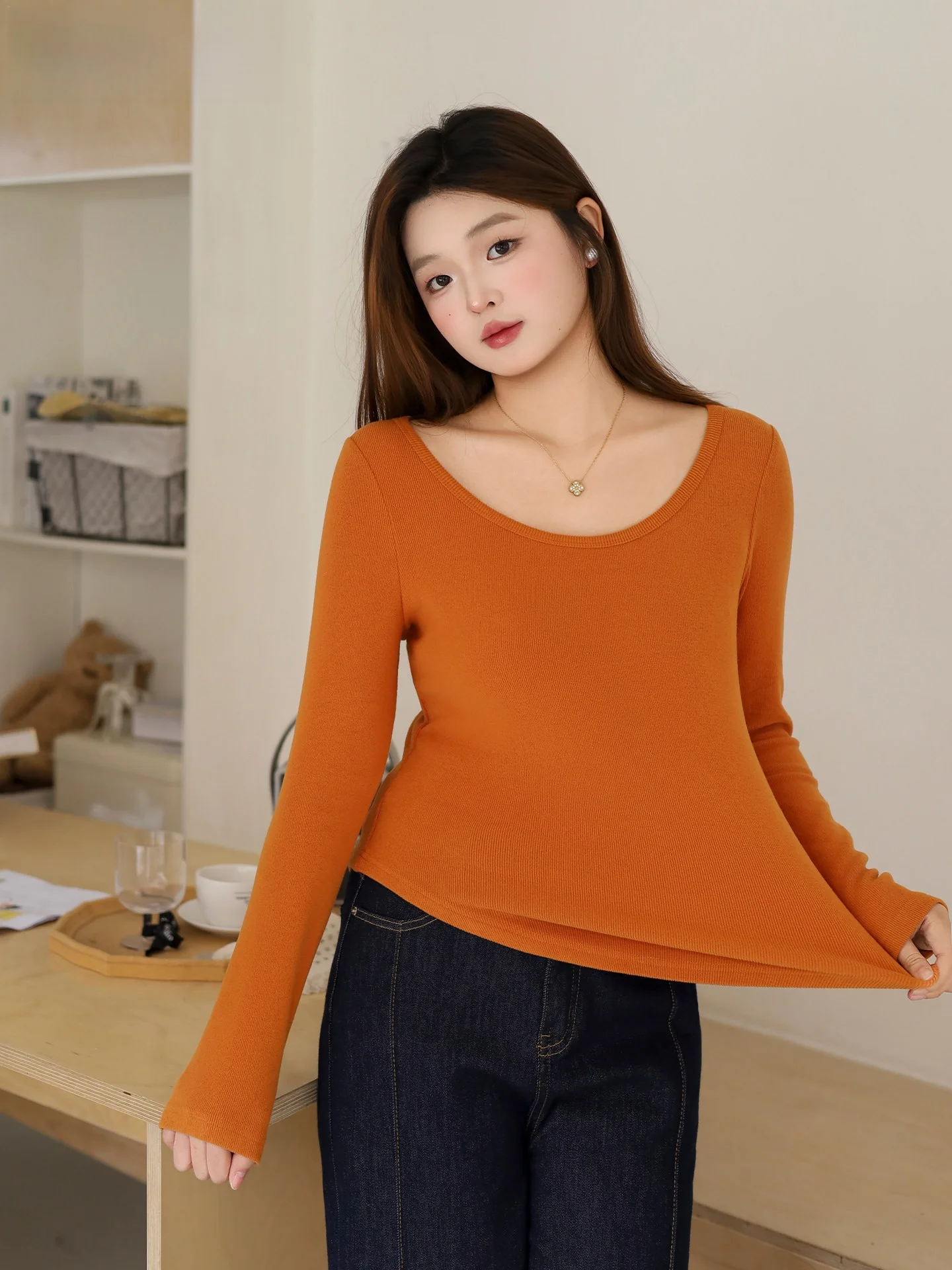 

Женская футболка больших размеров DM00 round Ne Knitted Base irt Regular Sve Long Sve High Waist Autumn Winter Faion Sle