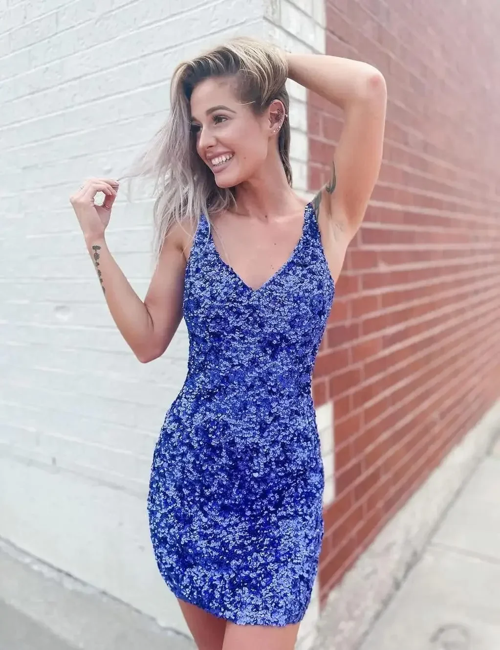 Robe de Cocktail pour filles, tenue de club, courte, à paillettes, pour adolescentes, col en v, scintillante, robe de bal formelle pour femmes, 2026