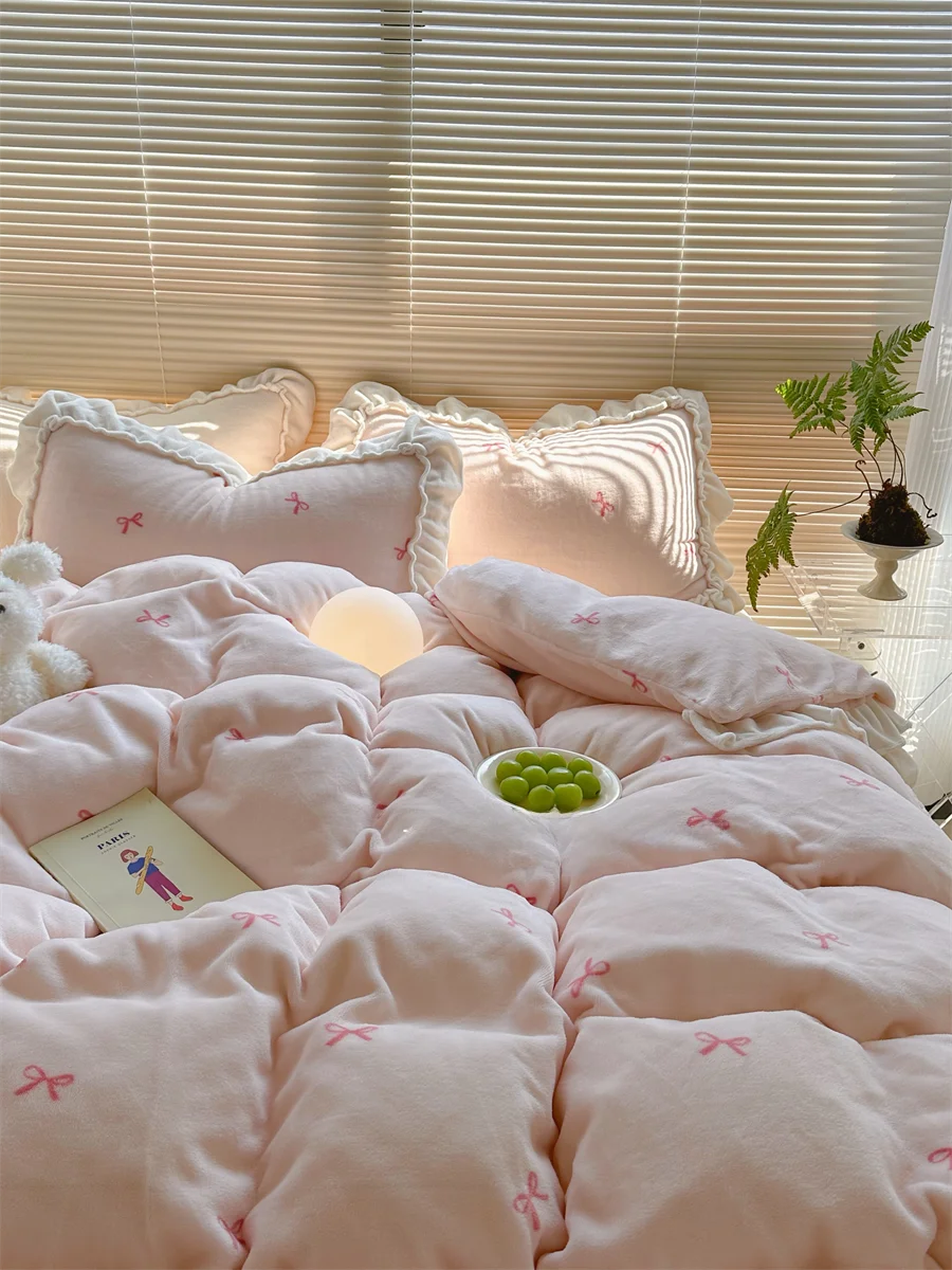 Princess Limited Edition Milk Velvet Four-Piece Set Girl's Lace Fale Coral Velvet Thickened Butterflies Knot Bedding