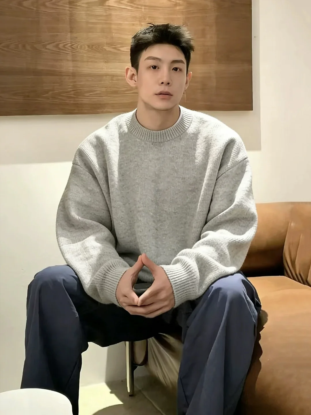 

Men's Thickened Fleece Lined round Neck Knitwear Casual Loose Fit Winter Inner Wear Soft Acrylic Long Sleeve Sweater Coat