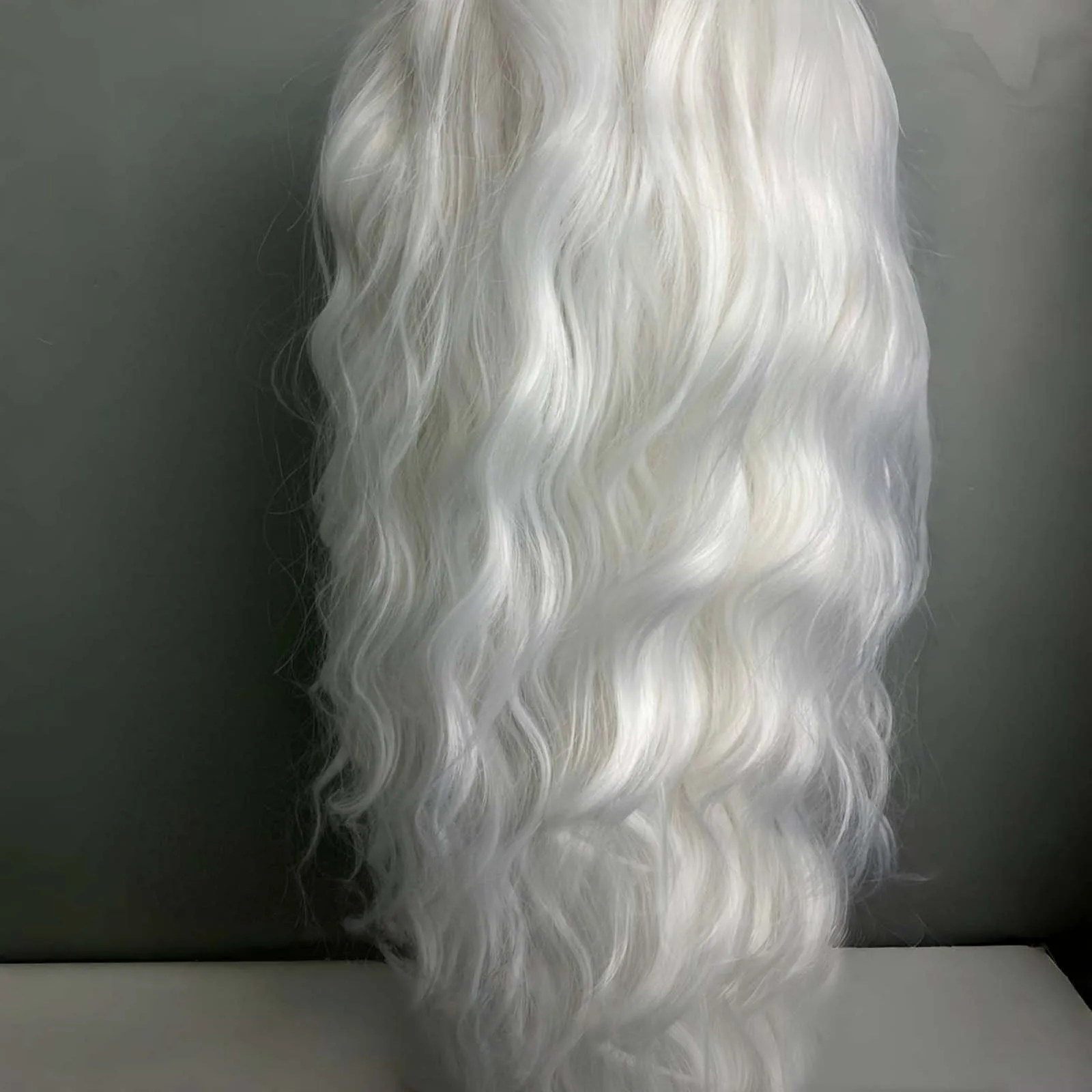 13X4 White Curly Wig Synthetic Lace Front Wig Natural Long White Blonde Colored Hair Lace Frontal Wigs for Women Party Cosplay