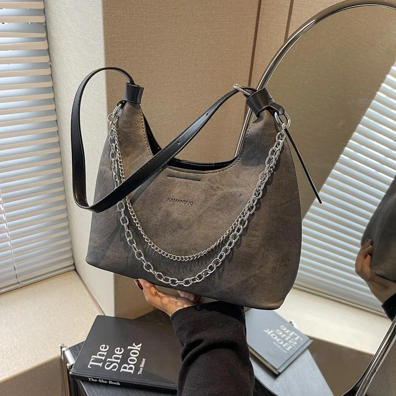 

2025 Vintage Trendy Underarm Bag for Women Fashionable Large Capacity Dumpling Bag Elegant Chain Shoulder Purse for Commute