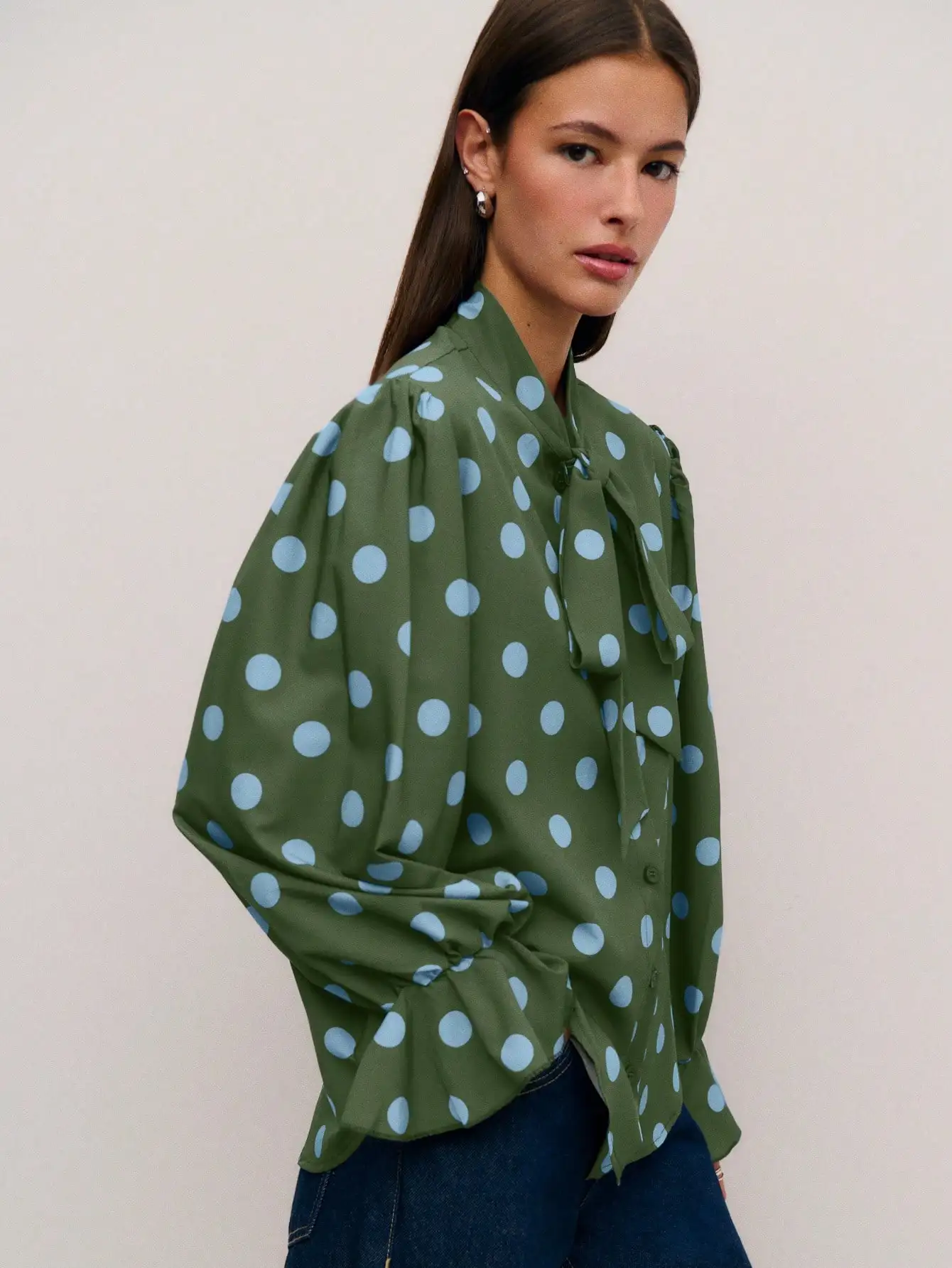 

Блузка в горошек с бантом на горловине и пышными рукавами для женщин, повседневный элегантный топ