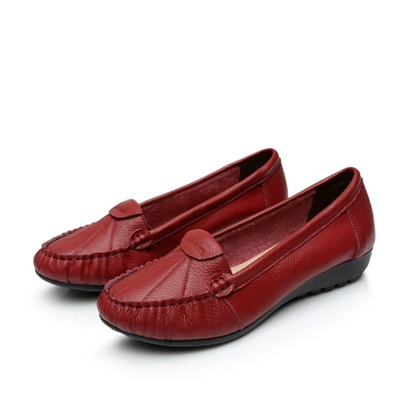 TRAF zapatos planos de piel sintética roja para mujer, sandalias de punta cerrada con cabeza redonda de primavera, zapatos elegantes Vintage de oficina para mujer a la moda