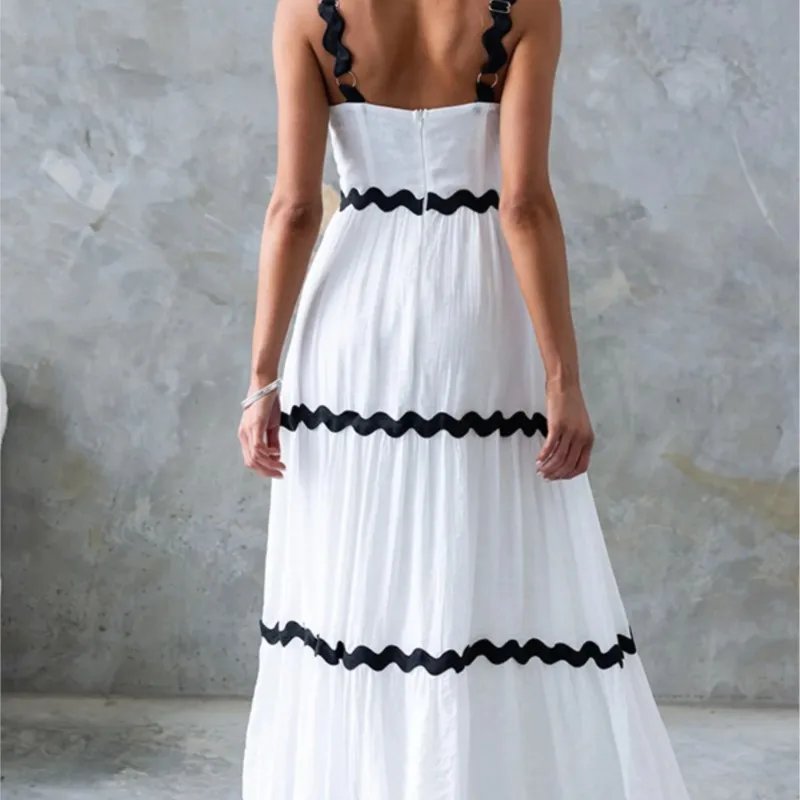 2025 ฤดูร้อนสีตัดกันชุดกระโปรงเลดี้เซ็กซี่ปิดไหล่ชุดชายหาดสบายๆแขนกุดเอวสูงชุดยาว