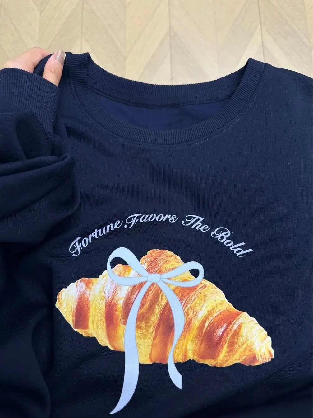 

Sweatshirts Woman Autumn Clothes Hem Autumn Reducing Age Washable Apparel Rockabilly Non-Fleece Painting Ribbon Modern Girlish