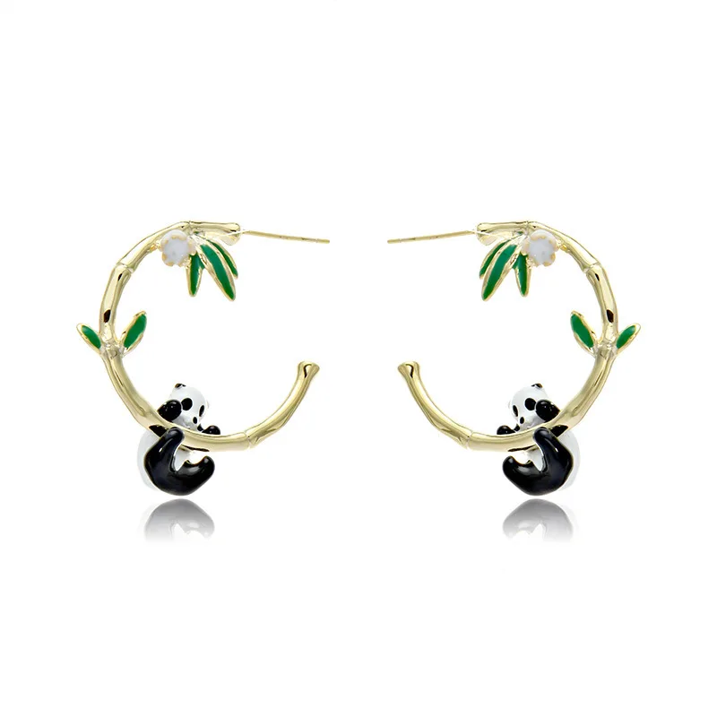 Small niche luxury panda bamboo ear rings, grand and eye-catching, slim and dripping oil earrings for women