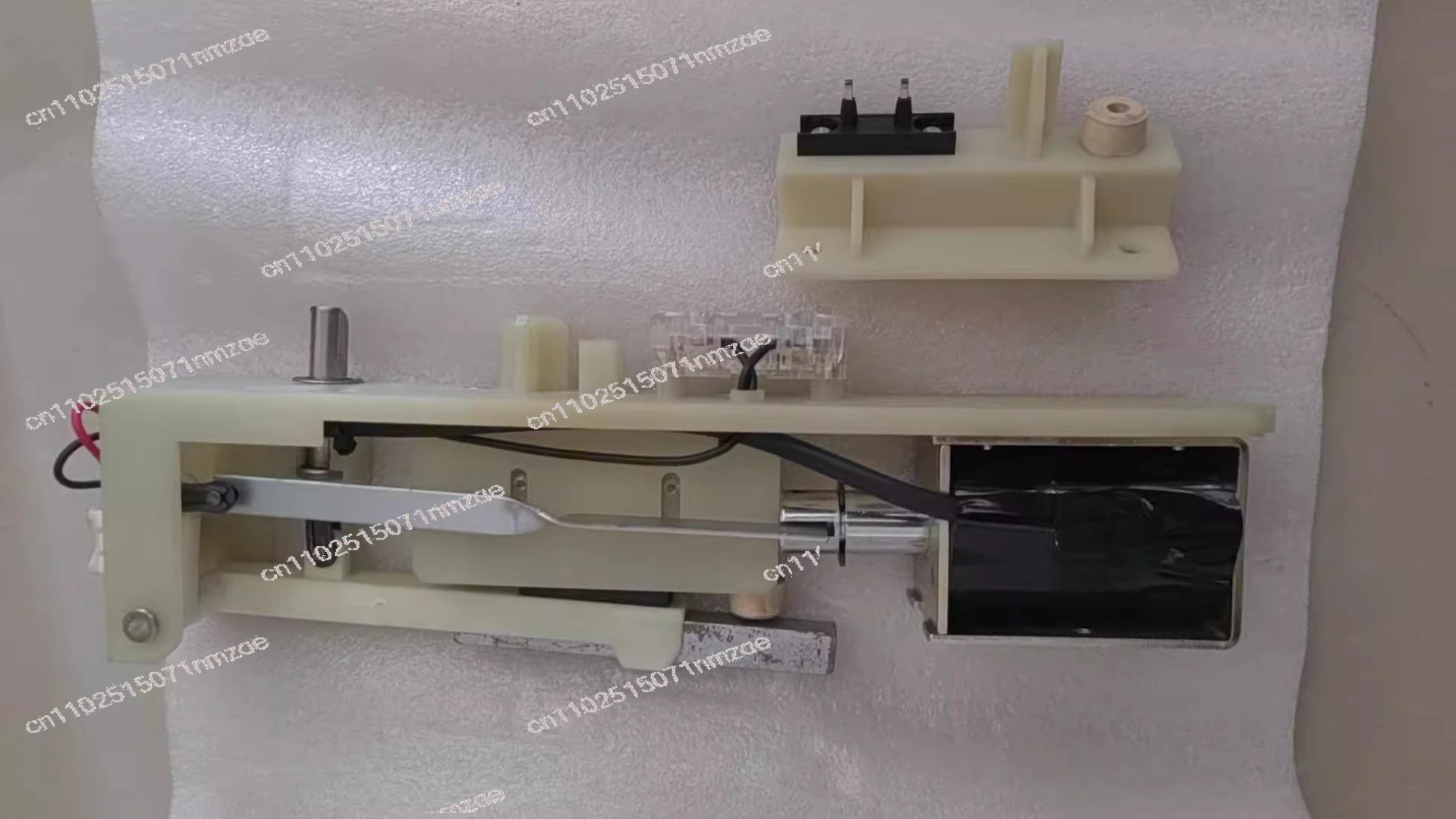 A10/A11/A17 Elevator Door Lock Set Cargo Lift Dumbwaiter Hook Lock Landing Hall Lock Device