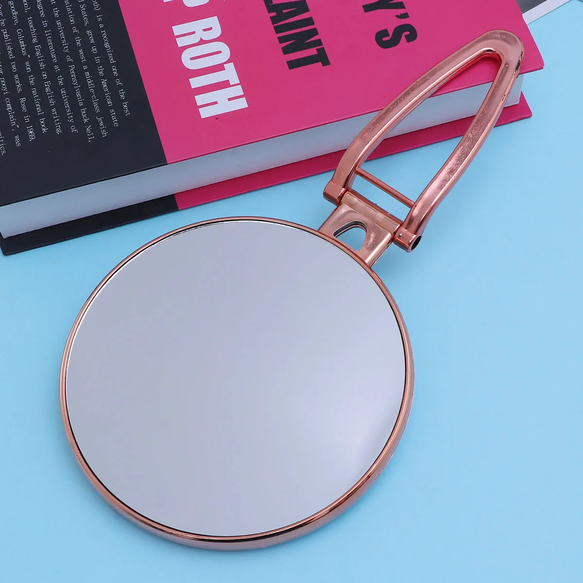 

Double Sided Portable Makeup Mirror Folding Compact Hand Mirror Golden Round Smooth Finish Lightweight for Bag Luggage Carry