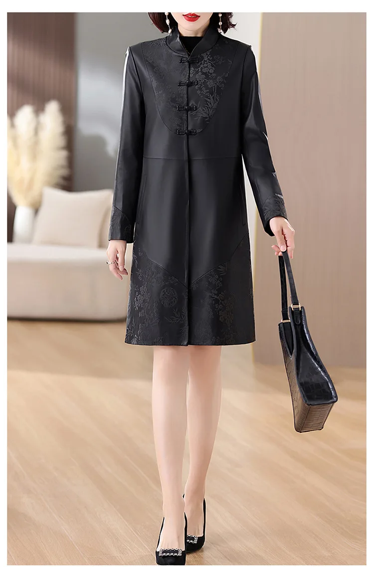 Black Coat Women\'s 2023 Autumn/Winter Chinese Style Retro Button Printed Mid length Windbreaker